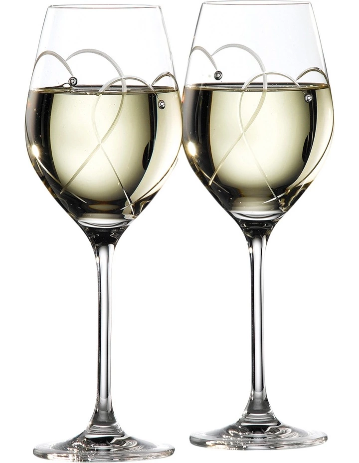 Royal Doulton Promises Two Hearts Entwined Wine Glass 2 Pack 2 Royal Doulton Promises Two Hearts Entwined Wine Glass 2 Pack - Image 2