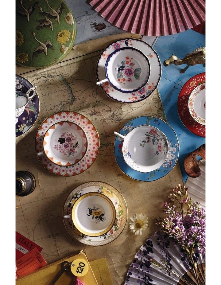 Wedgwood Wonderlust Crimson Orient Teacup & Saucer Red 2 Wedgwood Wonderlust Crimson Orient Teacup & Saucer Red - Image 2