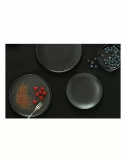 Maxwell & Williams Caviar 24.5cm High Rim Plate Black