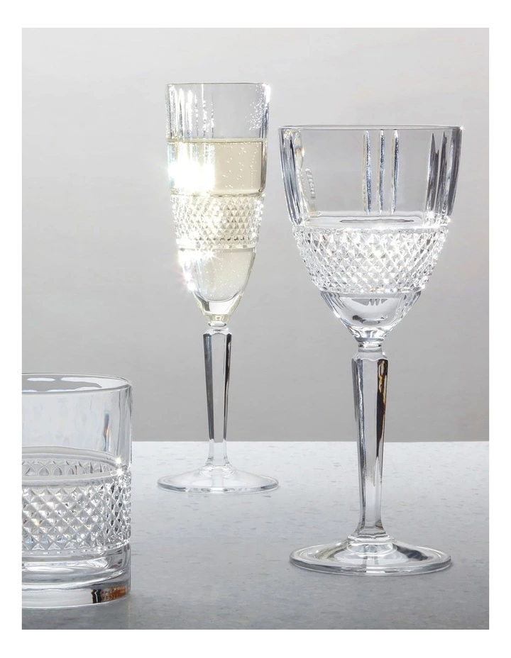 Maxwell & Williams Verona 150ml Flute Set of 4 Gift Boxed 2 Maxwell & Williams Verona 150ml Flute Set of 4 Gift Boxed - Image 2