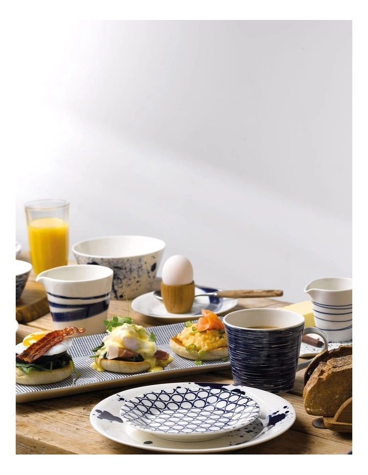 Royal Doulton Pacific 28cm Set of 6 Plate White/Blue 2 Royal Doulton Pacific 28cm Set of 6 Plate White/Blue - Image 2