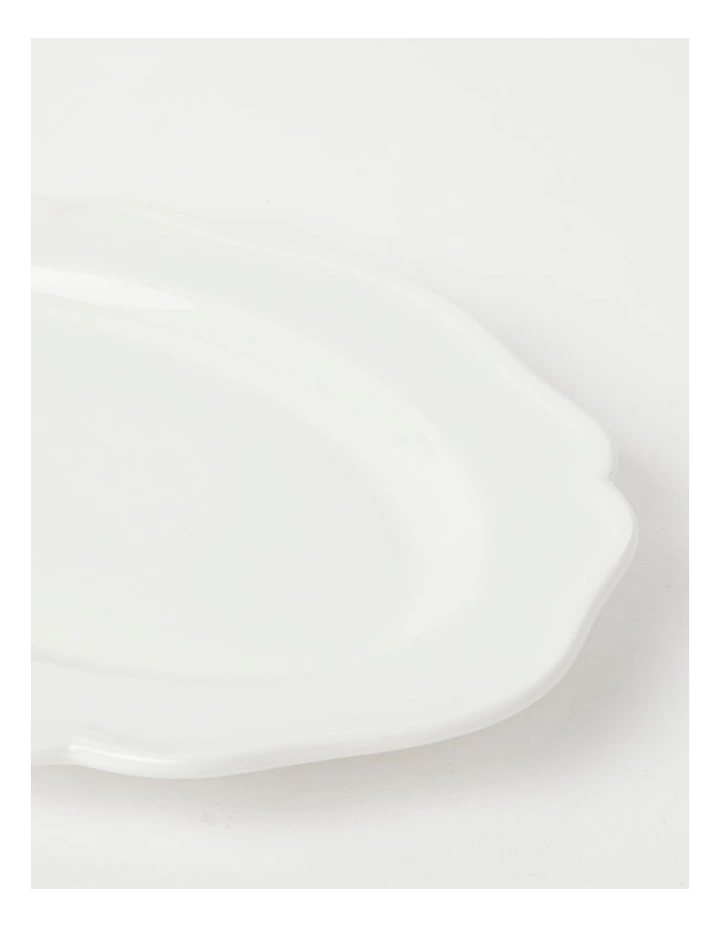 Heritage Scalloped Oval Plate 2 Heritage Scalloped Oval Plate - Image 2