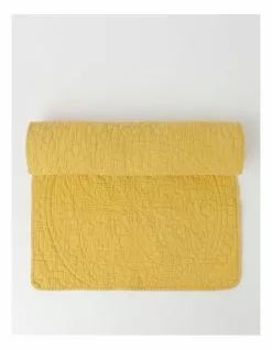 Heritage Quilted Table Runner Lemon