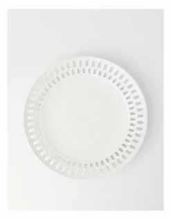 Heritage Lace Carved 30.3cm Round Platter in White